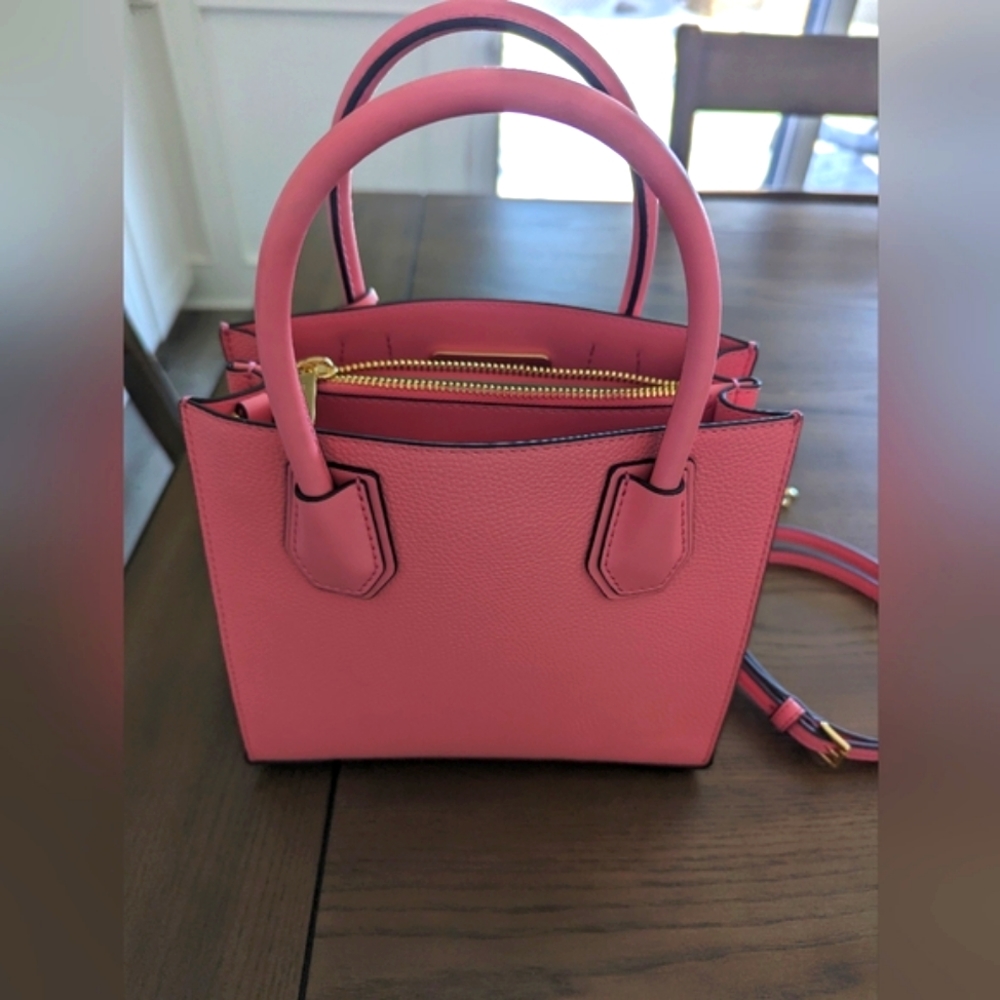 Michael Kors Mercer MD Messenger Leather Bag Pink 35S1GM9M2L